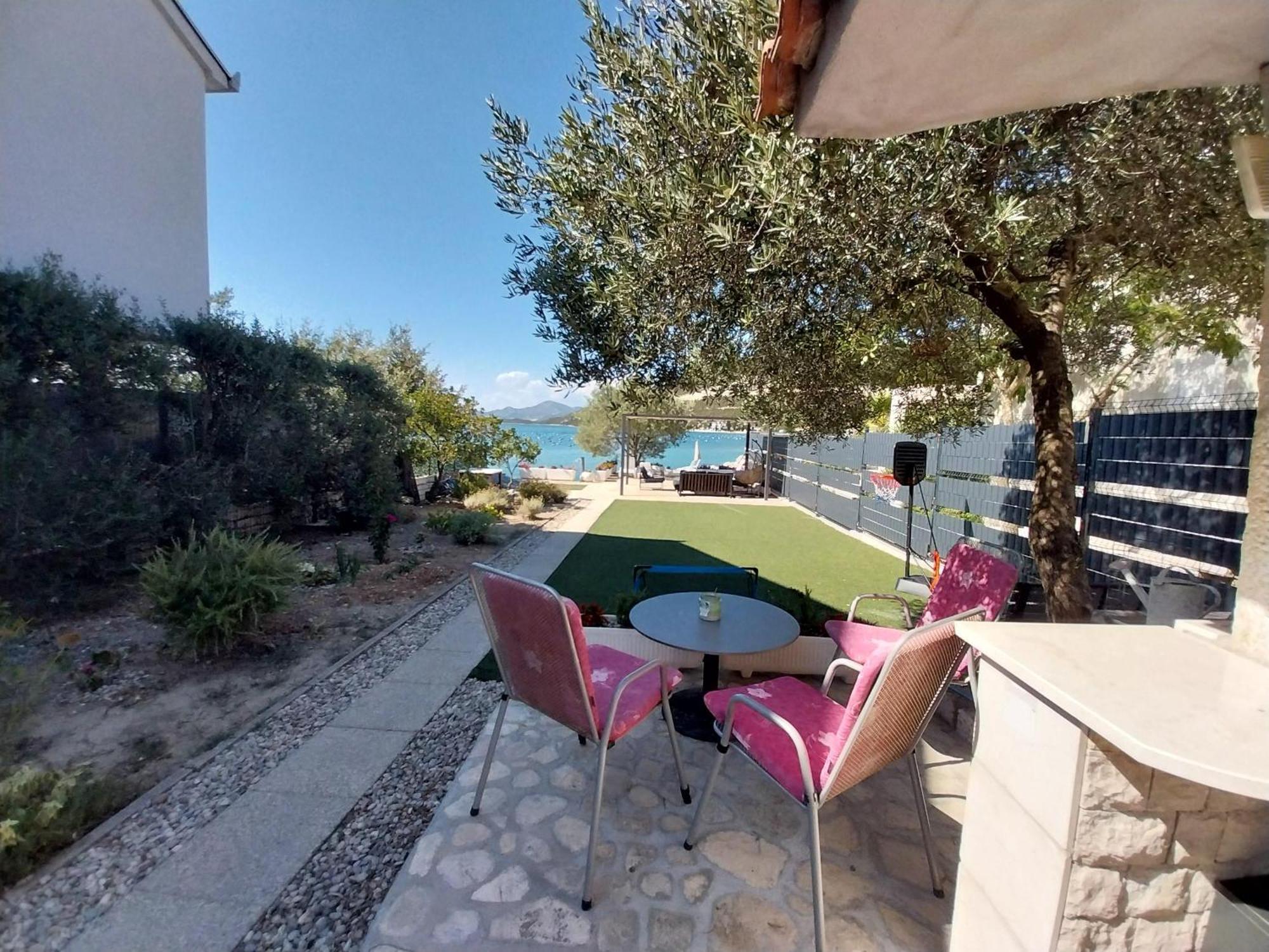 Apartamento Kuca Za Odmor >Maro< Ston Exterior foto
